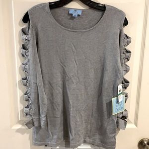 Light Gray CeCe Bow sleeve sweater Sz L